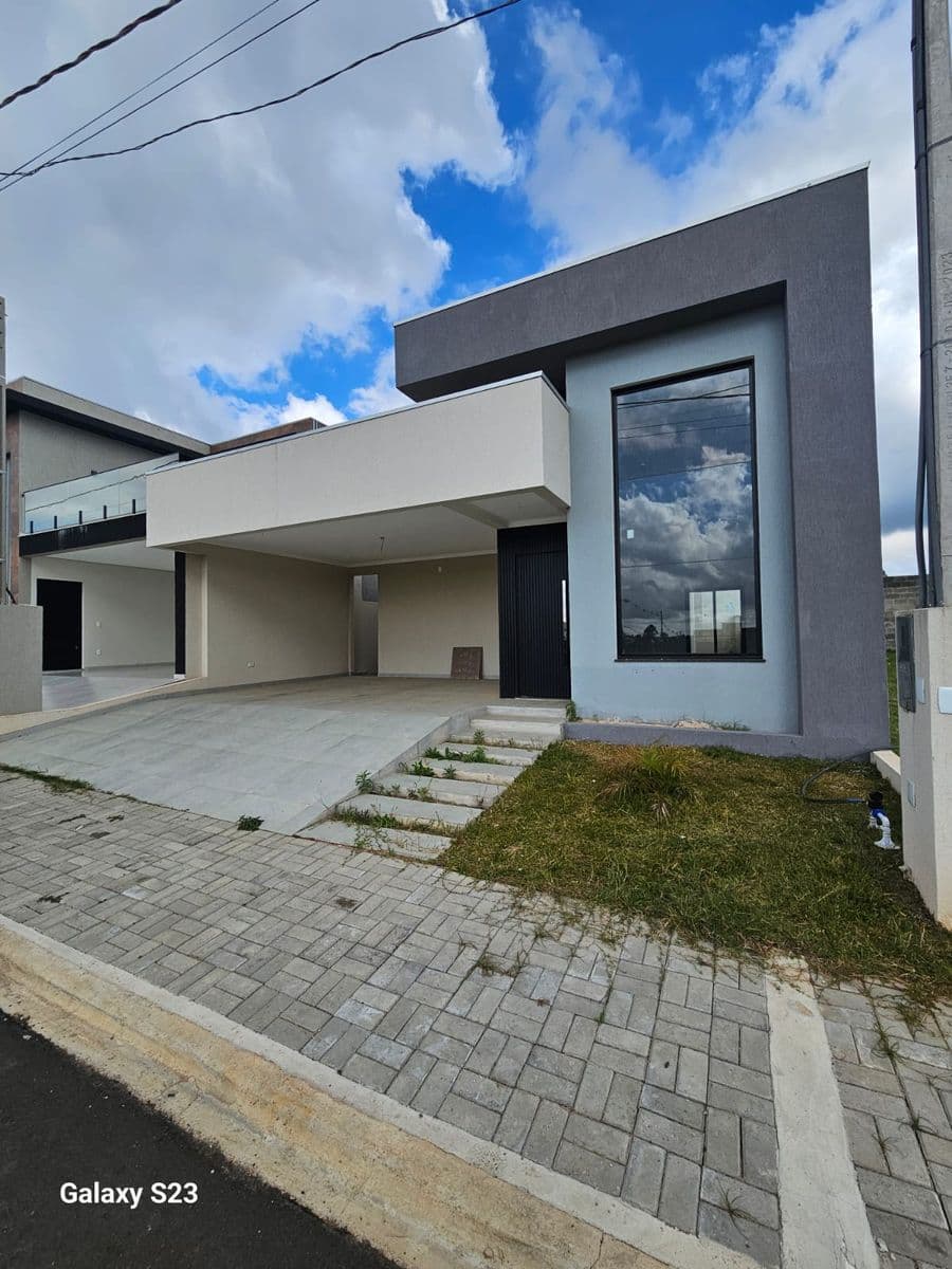 Casa nova em condomínio Valle do sol